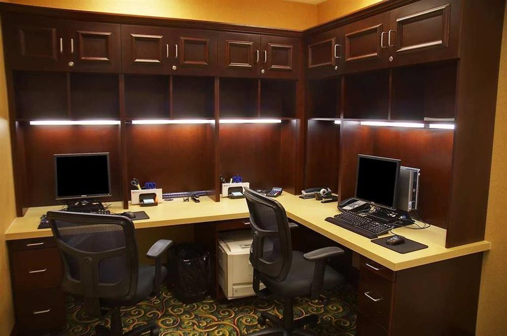 Hilton Garden Inn Fontana Επιχειρήσεις φωτογραφία