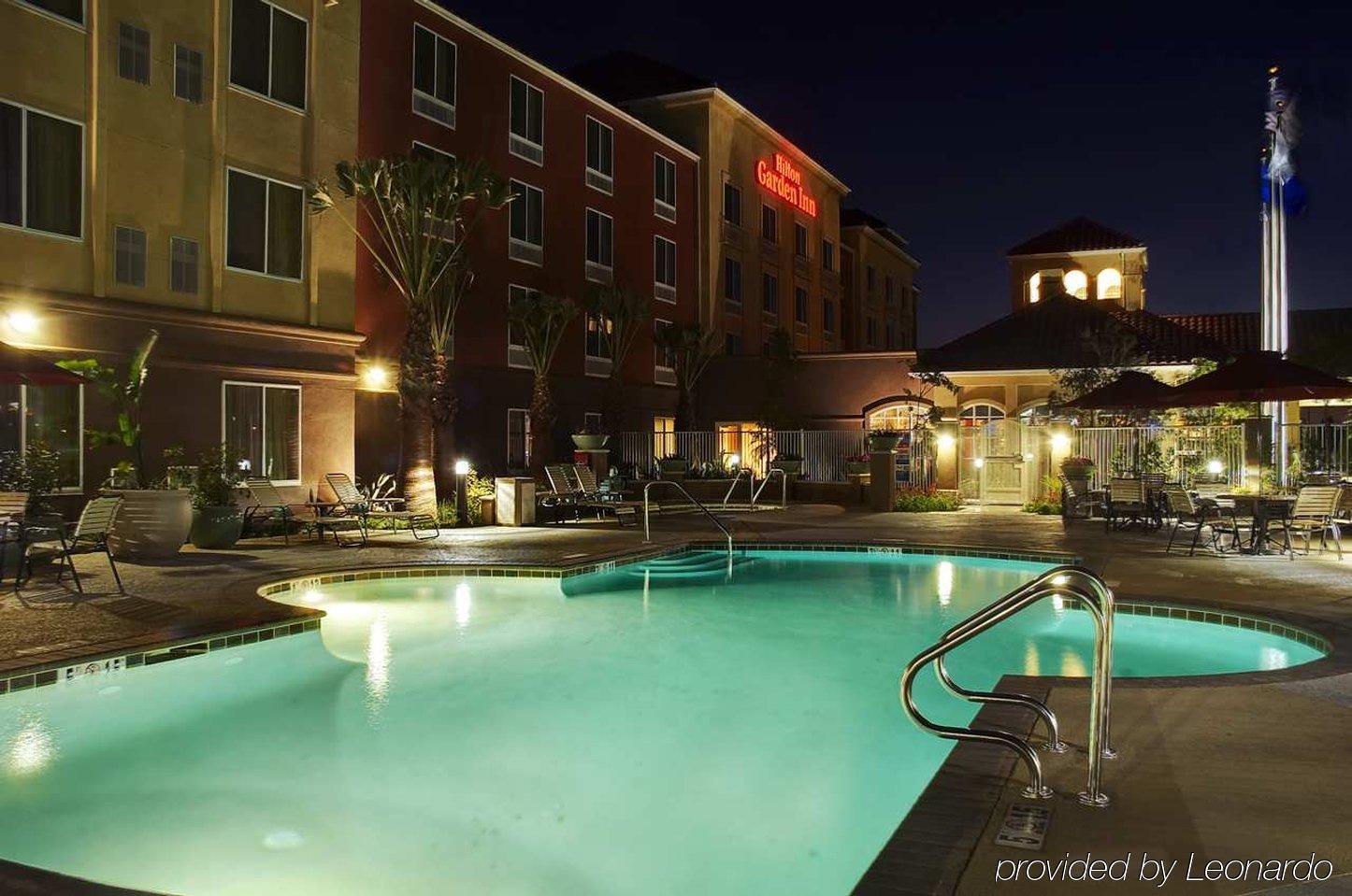 Hilton Garden Inn Fontana Ανέσεις φωτογραφία