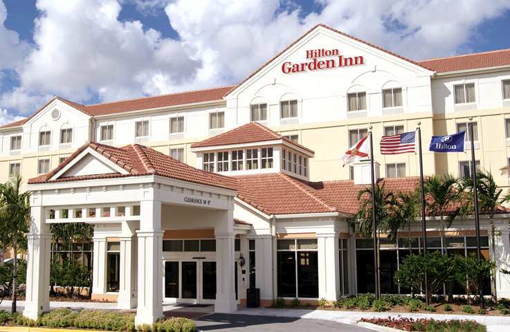 Hilton Garden Inn Fontana Εξωτερικό φωτογραφία